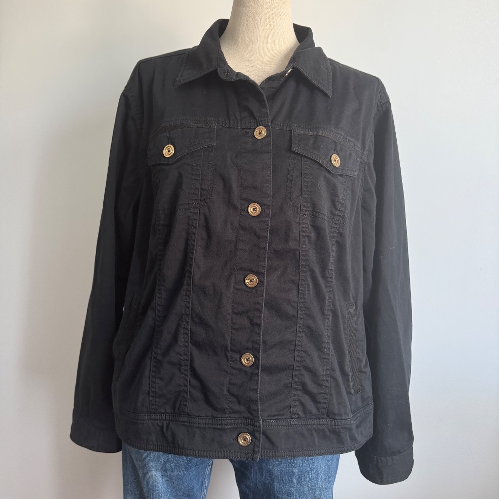 Laura - Dark Blue Jacket